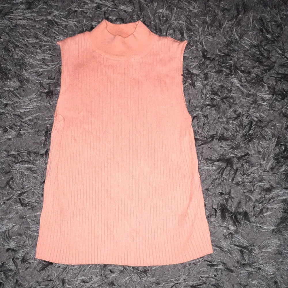 Peach colored turtle neck tank top